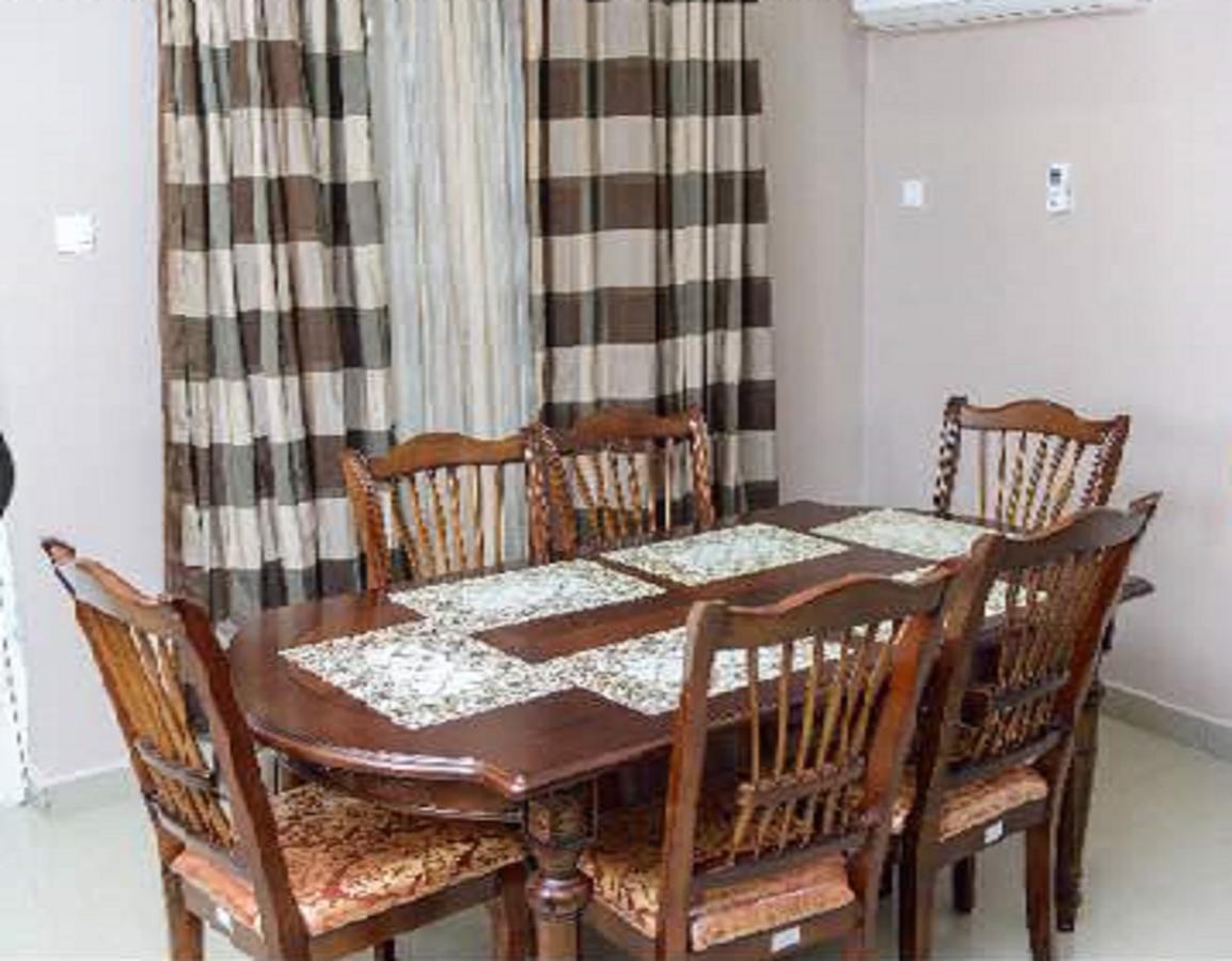 215 West Apartment Abuja Exterior photo